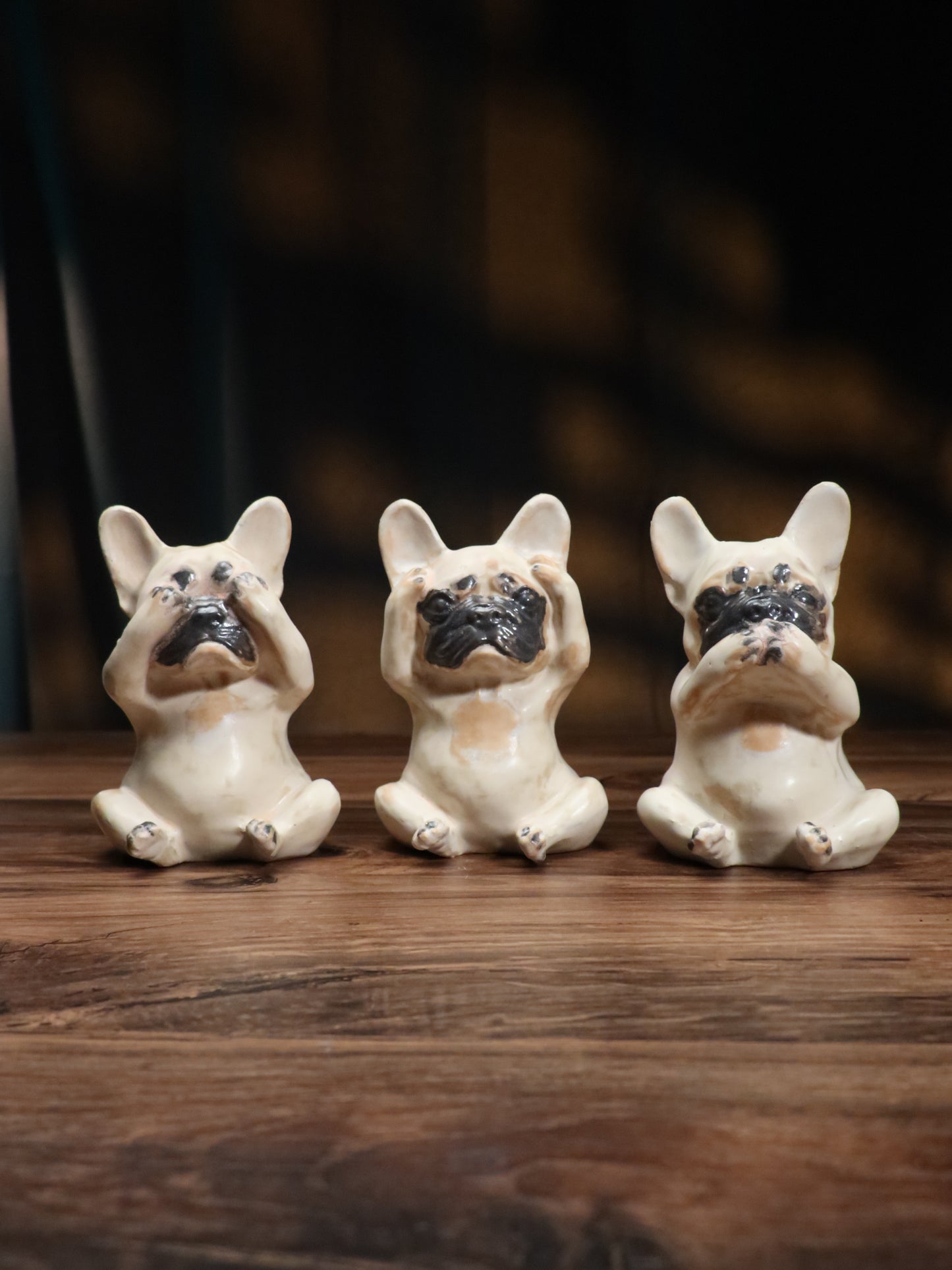 Originale Porzellanfiguren französischer Bulldoggen