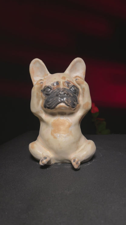 Originale Porzellanfiguren französischer Bulldoggen